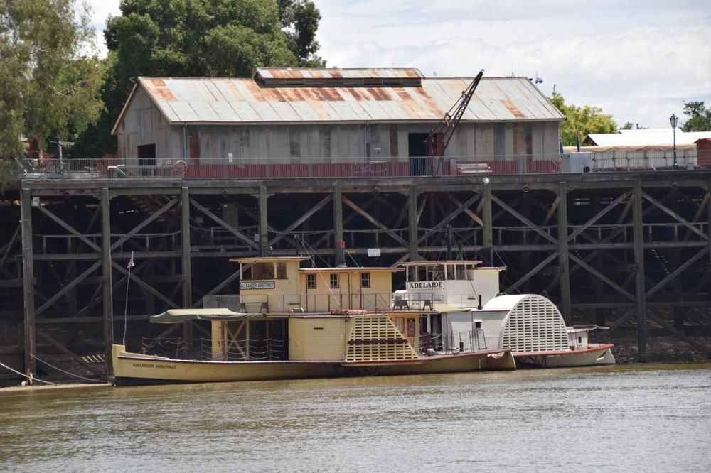 Big River Motel Echuca Exterior photo